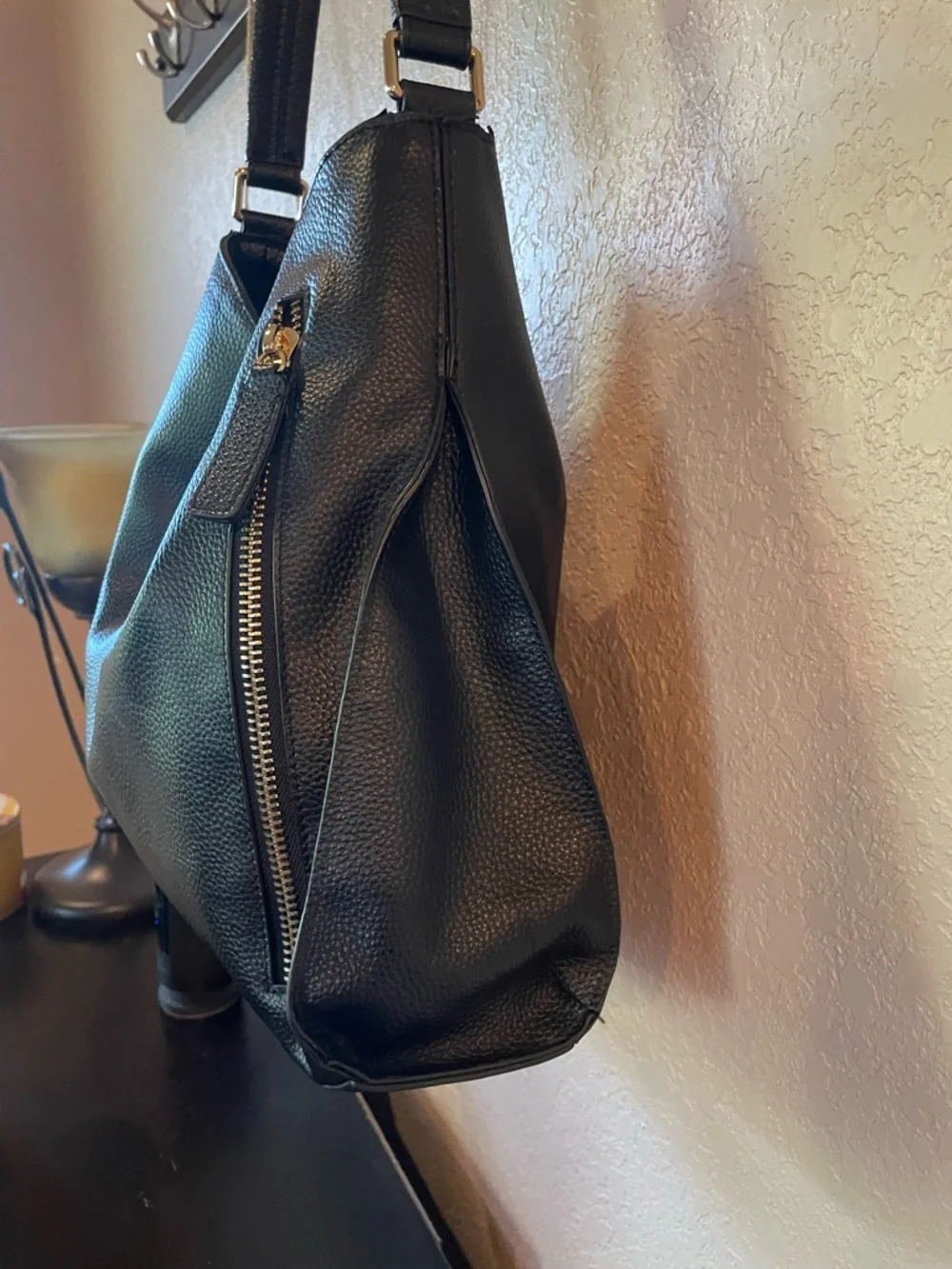 Classic Black Pebbled Leather Hobo Shoulder Bag Tote Le Monde